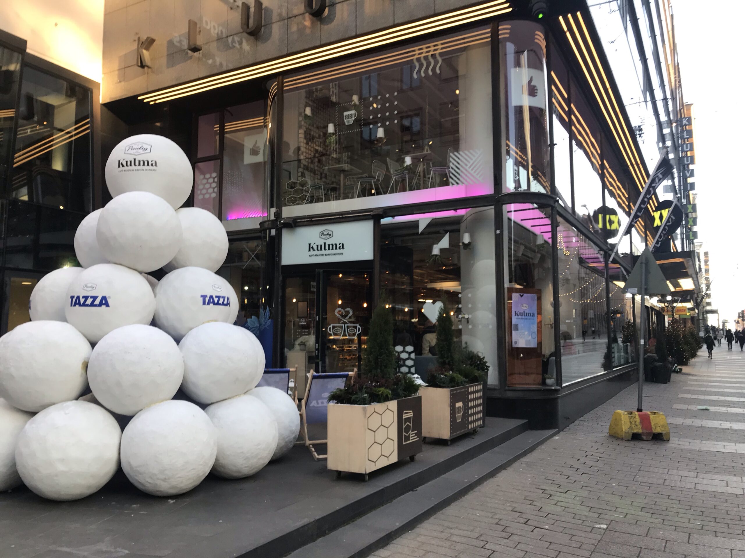 ヘルシンキカフェ巡り 04 Paulig Kulma みたぷちょ夫婦めも